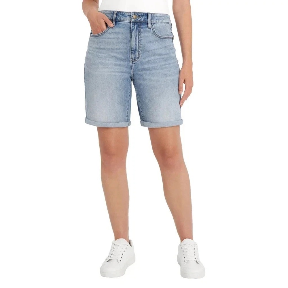 Wrangler Women's High Rise Denim Shorts, Light Blue, Size 2, New